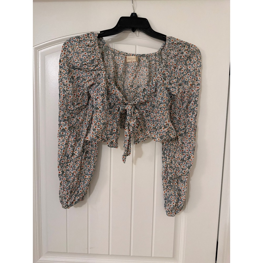 Altar'd State Floral Tie Front Crop Top Blue White Daisy Puff Sleeve XS